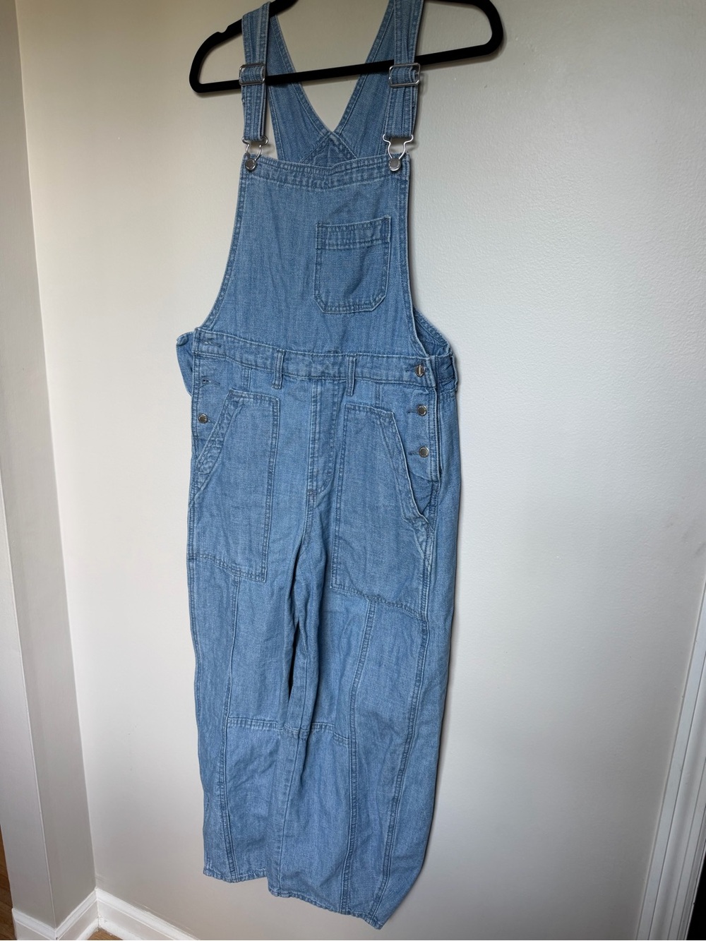 Universal Thread Denim Barrel Leg Overalls for women